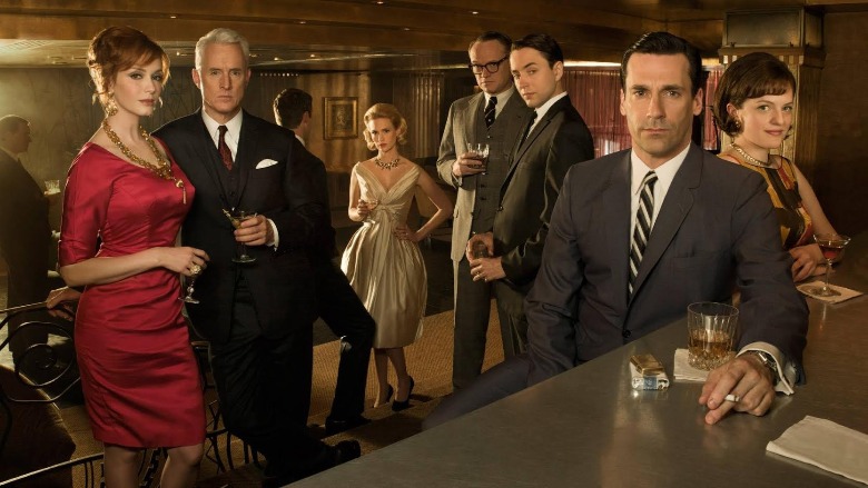 mad-men-20-classic-cocktails-that-will-never-go-out-of-style-mad-men-inspired-drinks