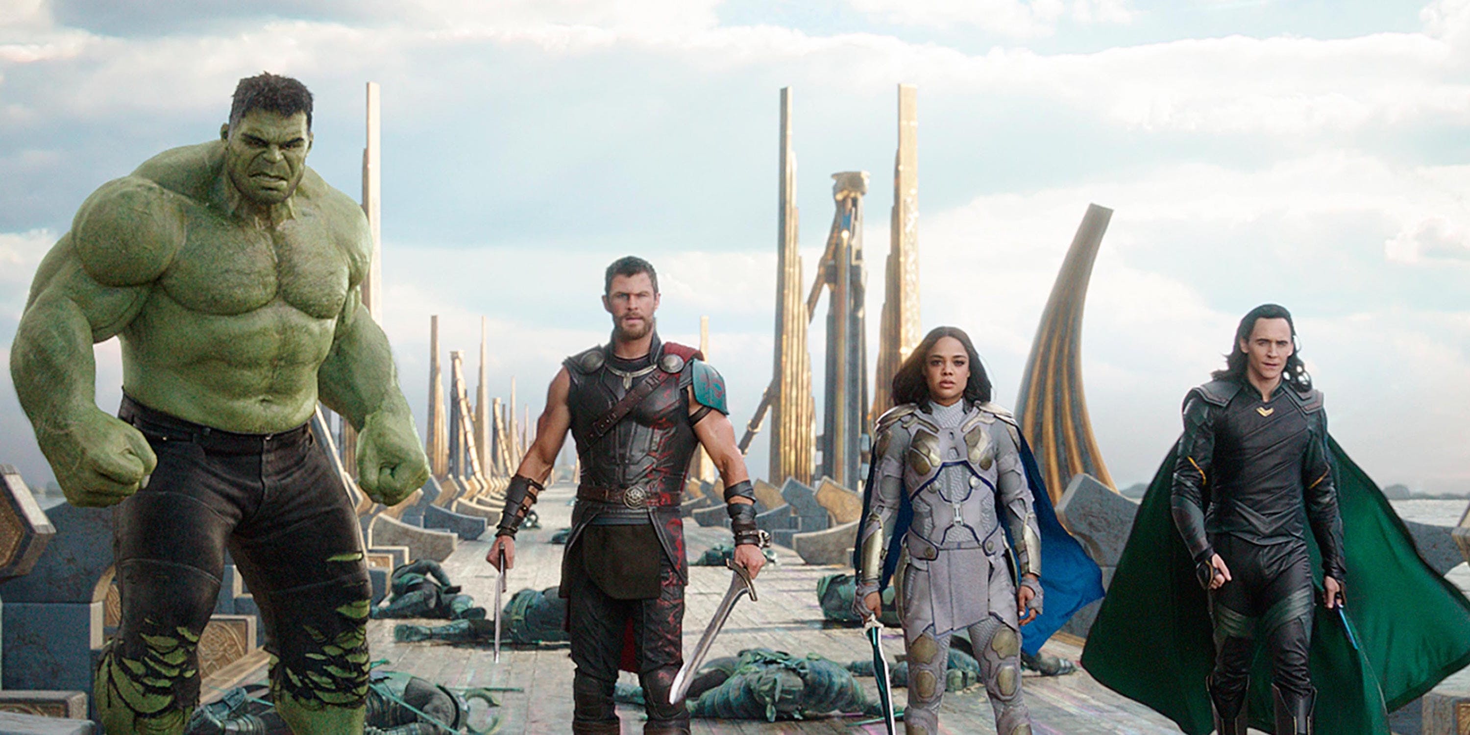 Thor-Ragnarok-Image-with-Hulk-Valkyire-and-Loki